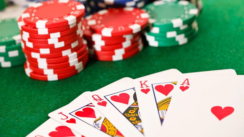 Hướng dẫn cách chơi poker - Mẹo chơi cực đỉnh luôn thắng